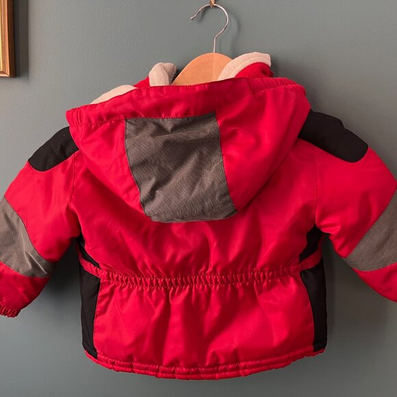 Red OshKosh Winter Jacket/Coat Size 2 with Fleece Inside - Picture 2 of 6